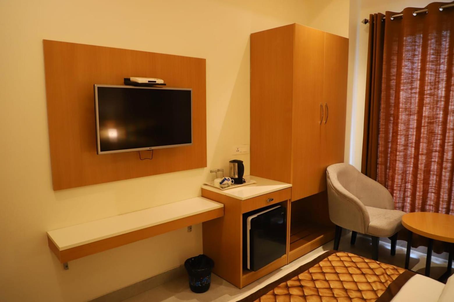 Ananda Castle Hotel Vrindávan Kültér fotó